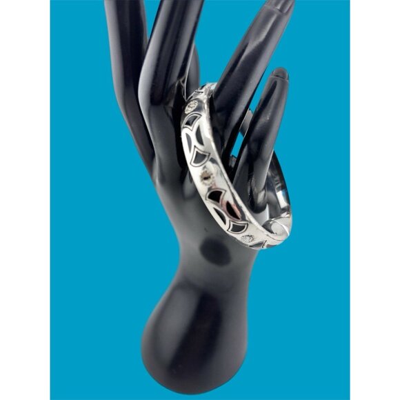 Brighton Capella Black Enamel Rhinestone Magnetic Clasp Hinged Bracelet - Picture 2 of 9